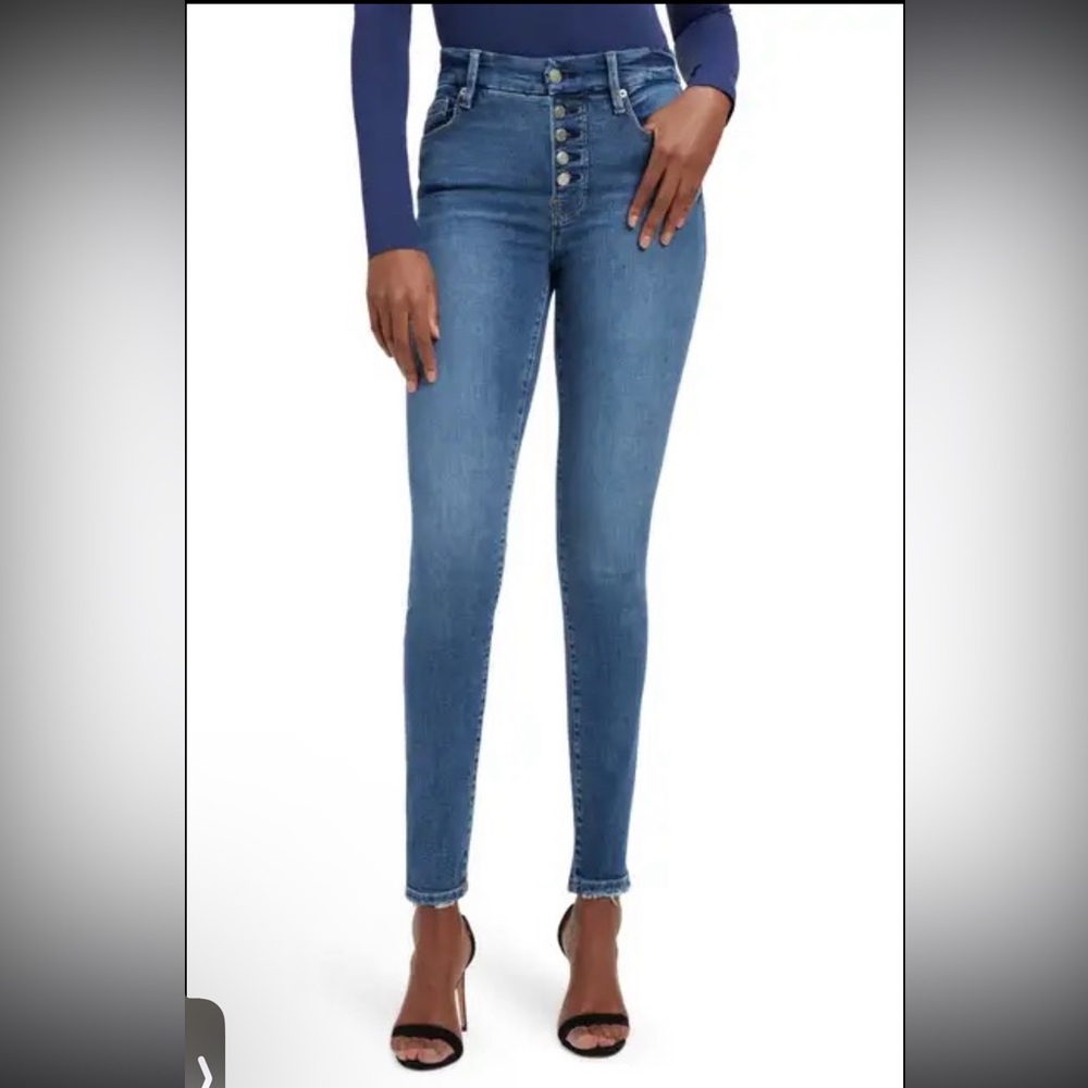 GOOD AMERICAN Good Waist Button Front Slim Fit Skinny Jeans